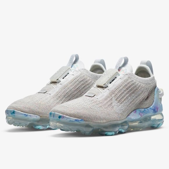 WMNS NIKE AIR VAPORMAX 2020 FK FLYKNIT SUMMIT 7.5 - Picture 1 of 9